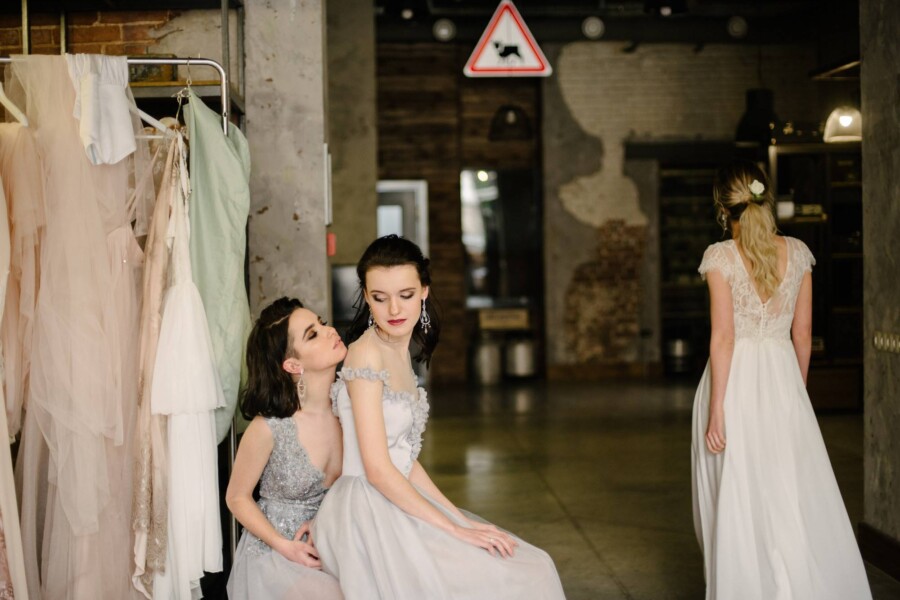 Sukienki na wesele Warszawa gdzie kupić modne i eleganckie kreacje?