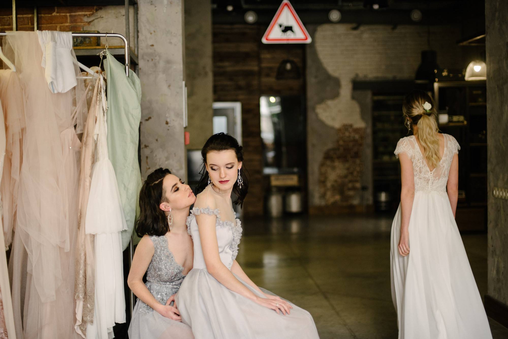 Sukienki na wesele Warszawa gdzie kupić modne i eleganckie kreacje?